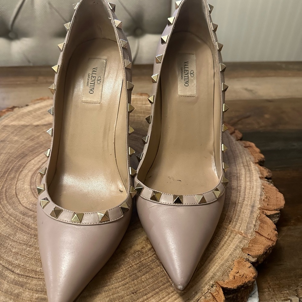 Valentino rockstud  4” heels